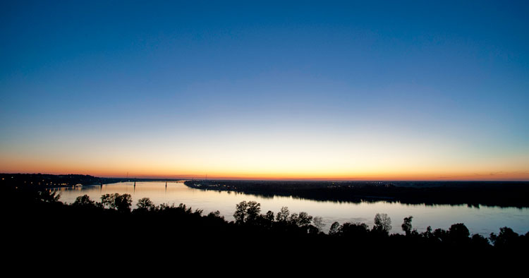 Roadtrip With A Raindrop 90 Days Along The Mississippi - 