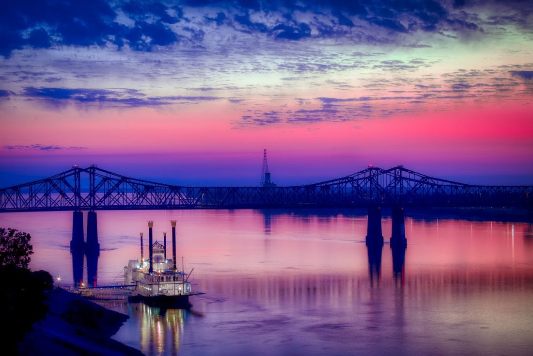 riverboat casino natchez